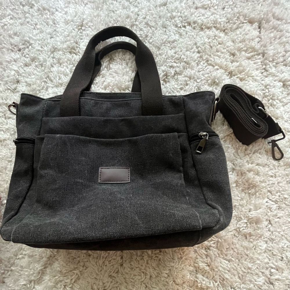 ⭐️ EUC Canvas Bag ⭐️